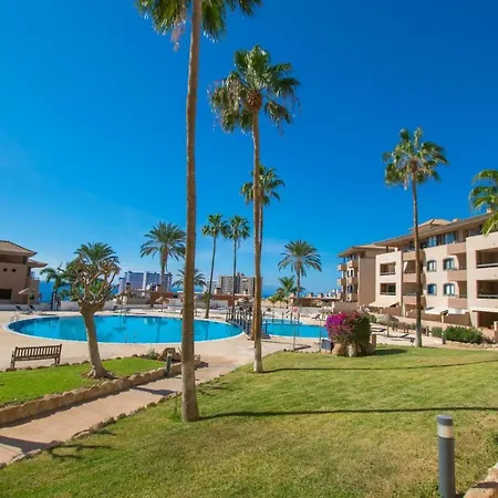 Apartment Paraiso 2.2 *